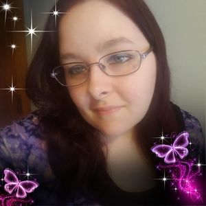 Meet your Posher, Corae